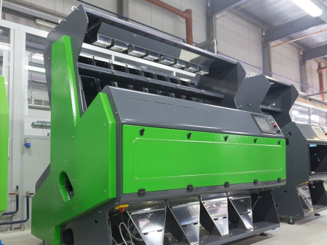 Optical sorter - color sorter